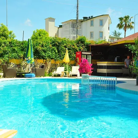 Aparthotel Almila 2*