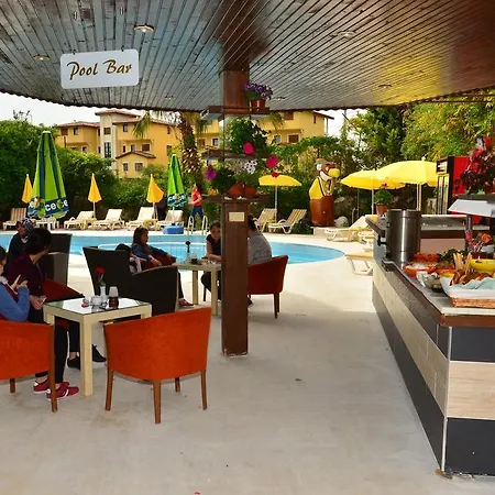 Almila アパートホテル シダ