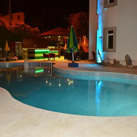 Ξενοδοχείο με διαμερίσματα Almila Σιντέ