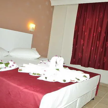 Almila Hotel de apartamente Side