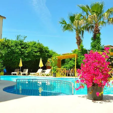 アパートホテル Almila