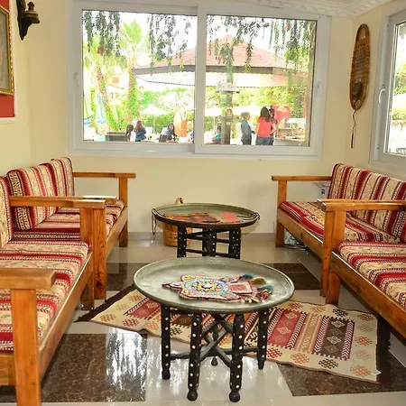 Almila מלון דירות