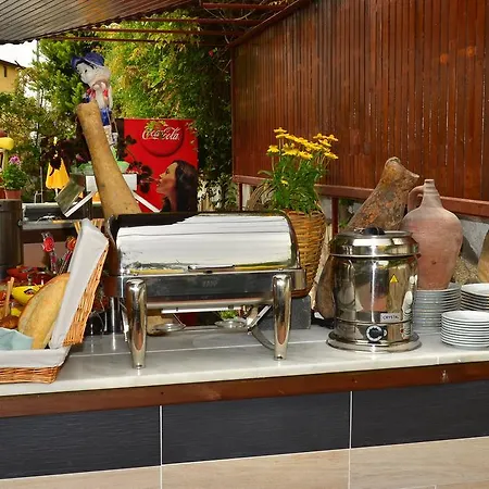 Almila מלון דירות