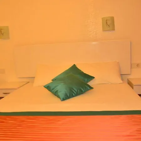 شقة فندقية Almila 2*